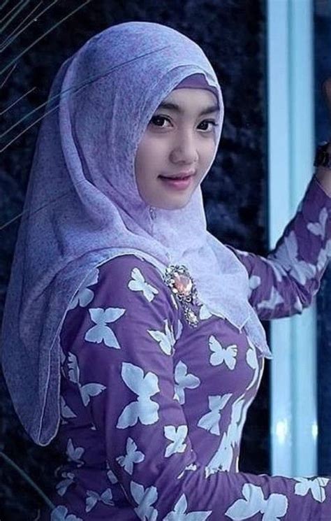 18 jilbab cantik