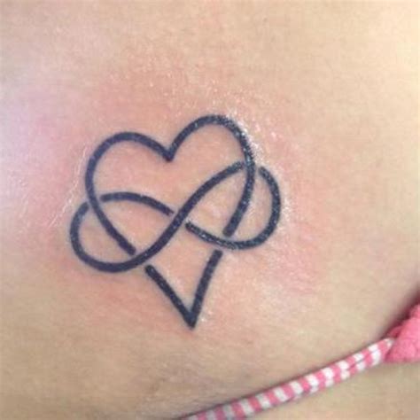 Embrace Your Love With These Heart Tattoos Ideas