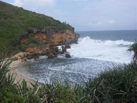 16 Pantai Cantik Di Gunung Kidul Yogyakarta Potensi Pariwisata Indonesia