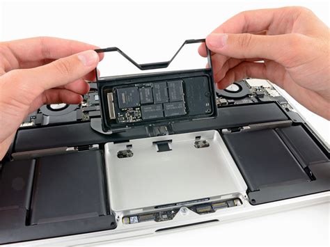 13″ Macbook Pro Teardown Easy Ssd Trackpad Access No Room For Ram