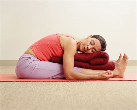 tell you 6 basic restorative yoga moves