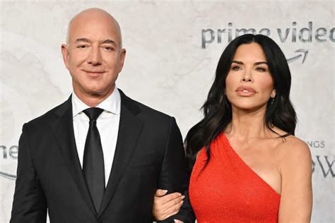 Jeff Bezos Is Lauren Sánchezs Prince — And Shes Elated About