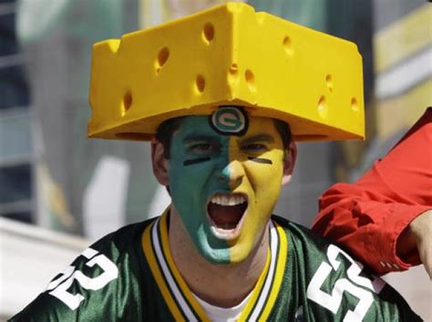 History Of The Green Bay Packer Cheesehead Farm Life News And Articles