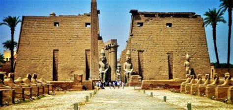 مدينة الأقصر المصرية موضوع