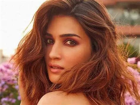 kriti sanon begins her acting training with anurag kashyap for her upcoming action movie