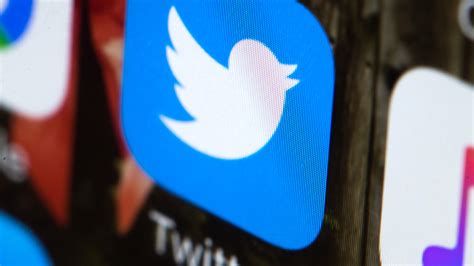 Twitter Is Removing Millions Of Fake Followers From Users Lists Wjct