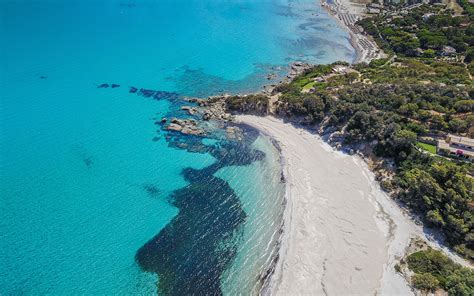 It can be reached in 5 hours by ferry from rome, 7 from nice or by plane from several different international airports. Sardinien Tipps für die zweitgrößte Insel Italiens