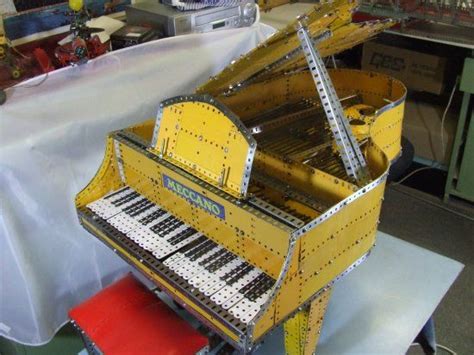 Meccano Piano Lovely Keyboard Musical Instrument Musical