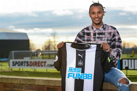 In the transfer market, the current estimated value of the player valentino lazaro is 17 900 000 €, which exceeds the weighted average. Newcastle United sign Valentino Lazaro: Picture special as ...