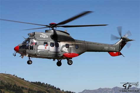 Hélitreuillage En Montagne Avec Le Superpuma Deagle Helicopter