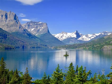 10 Best Mountain Lakes To Visit On The East Coast This Summer