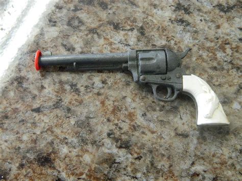 Vintage 1950s Marx Miniature Mini Cap Gun 3 14 Colt Six Shooter W