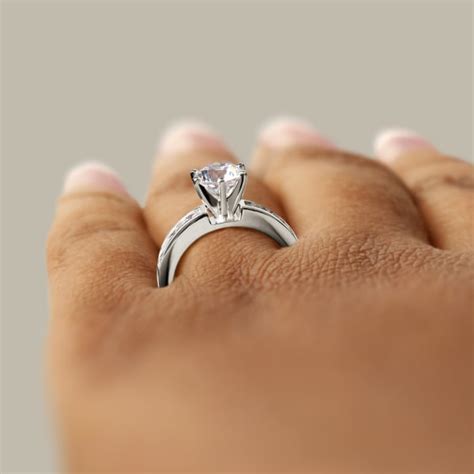 Diamond Diva Round Cut Engagement Ring Diamond Nexus
