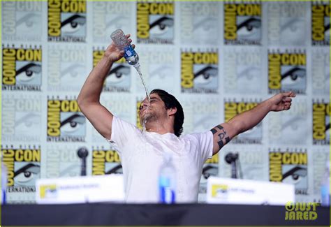 Photo Tyler Posey Does Flashdance Wet T Shirt Dance For Comic Con 05