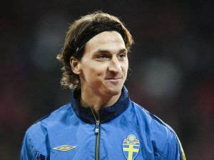 Join the discussion or compare with others! Fußballer Frisuren: Zlatan Ibrahimovic | Trend Haare ...