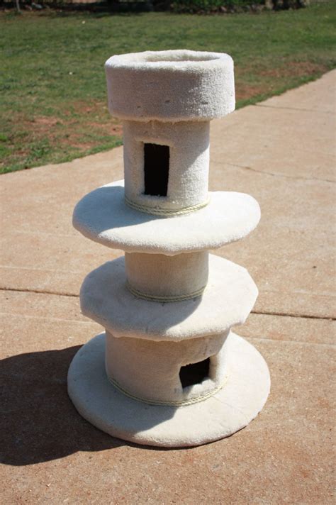 Cat Tower From Old Cable Spools Cat Crafts Animal Crafts Diy Cat