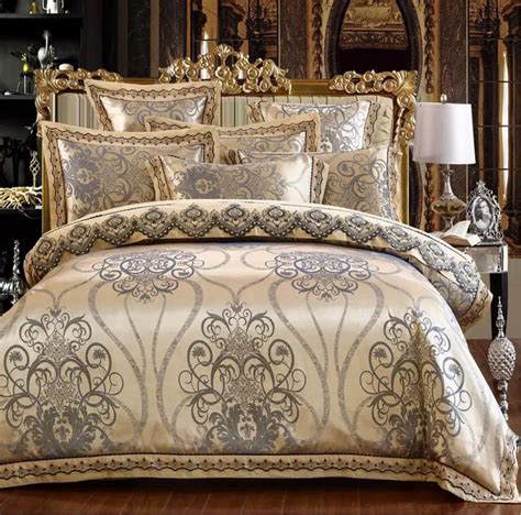 Luxury Satin Jacquard Bedding Sets Lace Embroidery Duvet Cover Sets