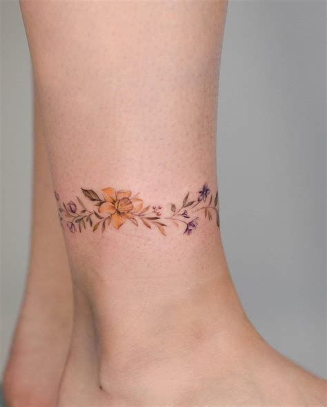 Flower Anklet Tattoo Inked Around The Right Ankle Gorgeous Tattoos