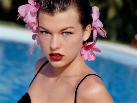 X X Milla Jovovich Wallpaper Coolwallpapers Me