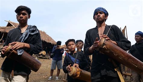 FOTO Rangkaian Tradisi Adat Ngaseuk Suku Baduy Luar Foto Liputan6 Com