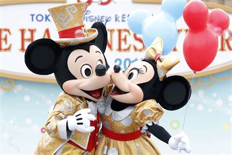 Meet Mousemingle A Dating Site For Disney Fans Glamour