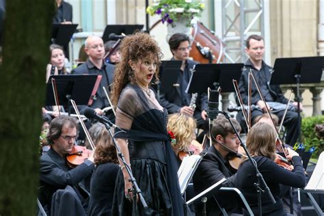 Christel Lindstat Artiste Lyrique Mezzo Contralto Opéra Récitals