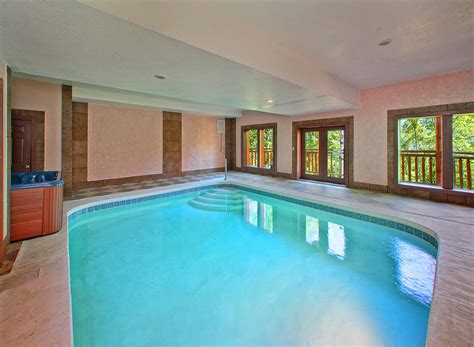 Gatlinburg pool cabins pinot splash. Gatlinburg Cabins with Indoor Pools for Rent | Elk Springs ...