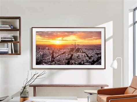 Rs Recommends Samsungs Frame Tv Looks Like A Work Of Art And Is