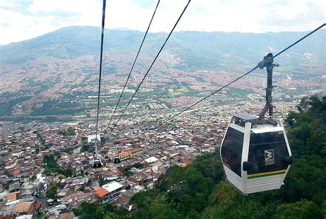 Medellin Metrocable Tour The Best Way To Get To Know Medellin