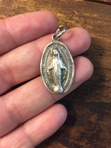 Vintage Sterling Silver Catholic Tiny Mary Miraculous Medal Religious