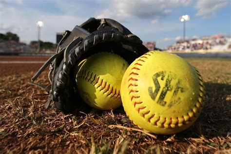 Women's national team as the stand beside her. 2019 SEC Softball Tournament Day 2: Results, recaps, scores, updates - Team Speed Kills