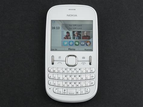 Nokia Asha 200 Specs