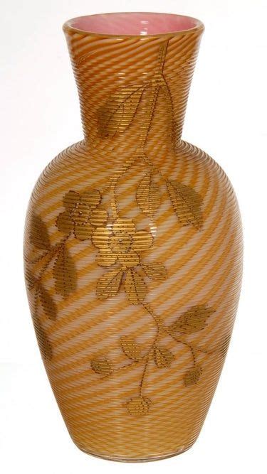 9 1 4 Cased Art Glass Swirl Design Vase With Applied May 29 2014 Woody Auction Llc In Ks