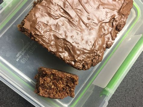Old School Chocolate Oat Slices In 2020 Oat Slice Chocolate Oats