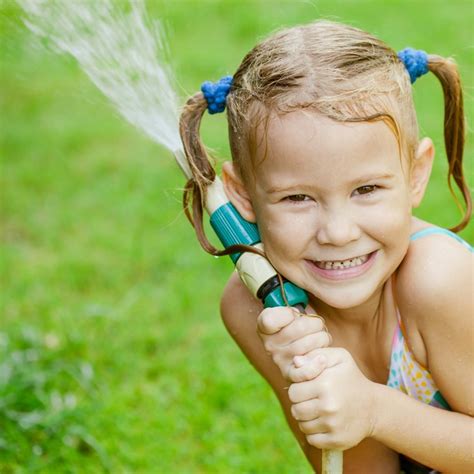 12 Fun Water Games To Play Outside Tip Junkie