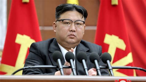 north korea s kim jong un orders military to prepare for possible war