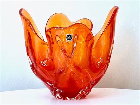 Vintage Art Glass Centrepiece Iwatsu Glass From Their Hineri Range