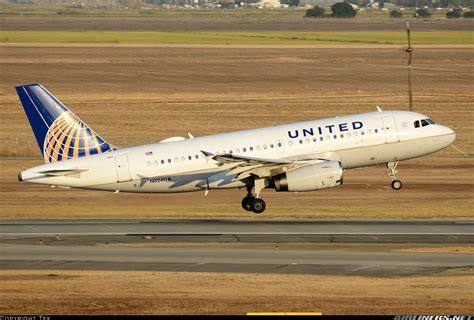 Airbus A319 131 United Airlines Aviation Photo 2725872