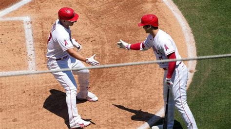 Shohei Ohtani Mike Trout Homer As Angels Beat D Backs Yardbarker