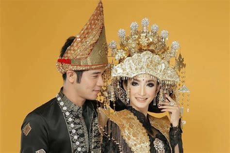 Baju Pengantin Adat Palembang