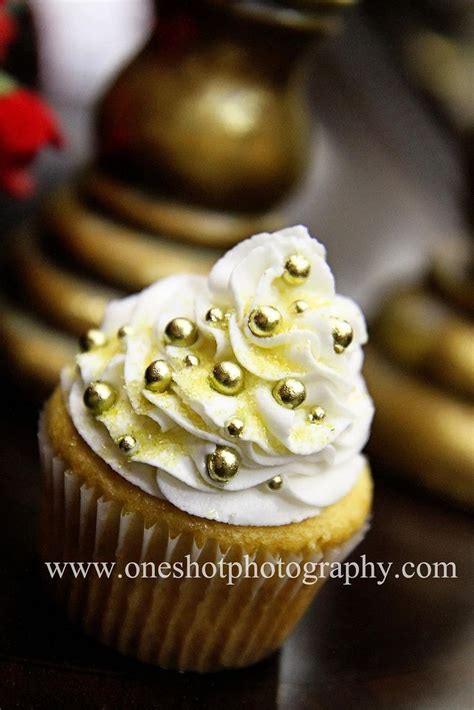 Top 5 wedding cupcake ideas. 24K Gold Cupcake (With images) | Cupcake cakes