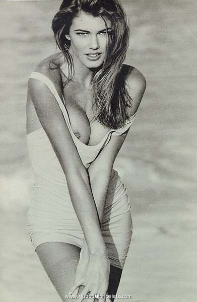 Naked Ingrid Seynhaeve In Sports Illustrated Swimsuit 1993