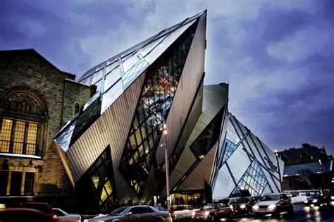 Check Out This Interesting Architeture Royal Ontario Museum In Toronto
