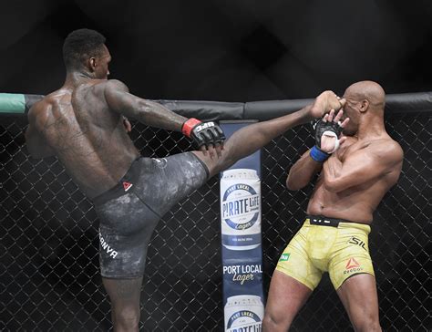 The last stylebender («последний колдун»). Robert Whittaker pulls out with injury, Israel Adesanya ...