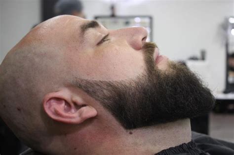 5 Easy Steps To Achieve The Perfect Beard Neckline 2019