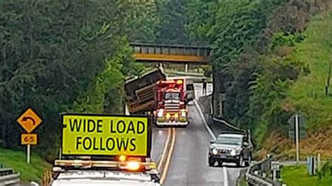 Delays After Truck Crashes Into Tirau Bridge Nz Herald