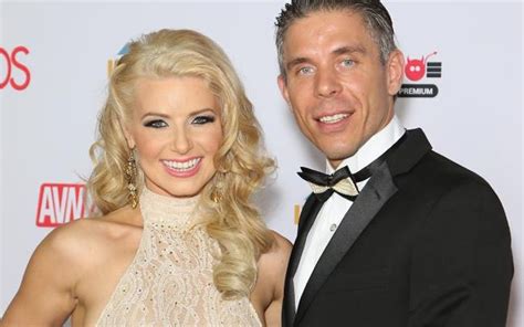 Anikka Albrite Mick Blue Hosting Official Exxxotica Vip After Party Rising Star Pr