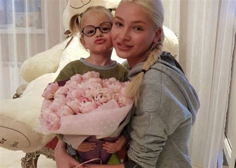 appearance alena shishkova without makeup as a surprise to her fans celebrity news