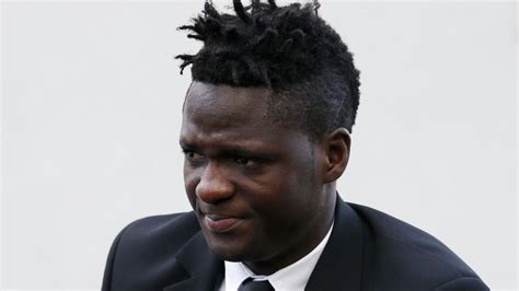 Babajide david akintola (born 13 january 1996) is a nigerian professional footballer who plays as a winger for fc midtjylland. Rosenborg-signeringen hyller sin nye lagkompis: - Han er ...