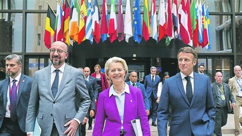 La Présidence Française De Lue Unanimement Saluée Dans Les Sphères